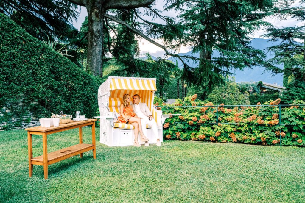 Lake Como engagement session at Passalacqua photographed by Lake Como photographer